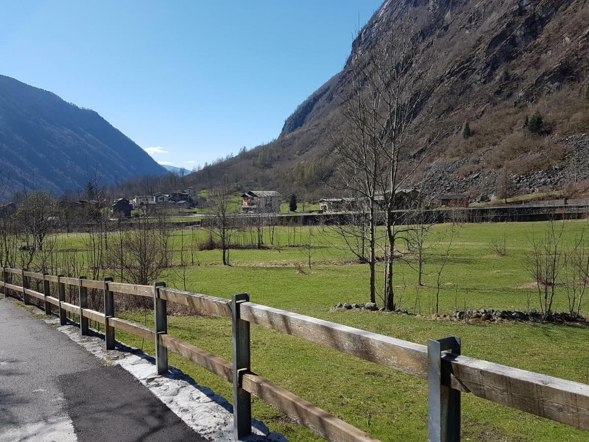 Hotel Ristorante Sasso Remenno Val Masino Dış mekan fotoğraf