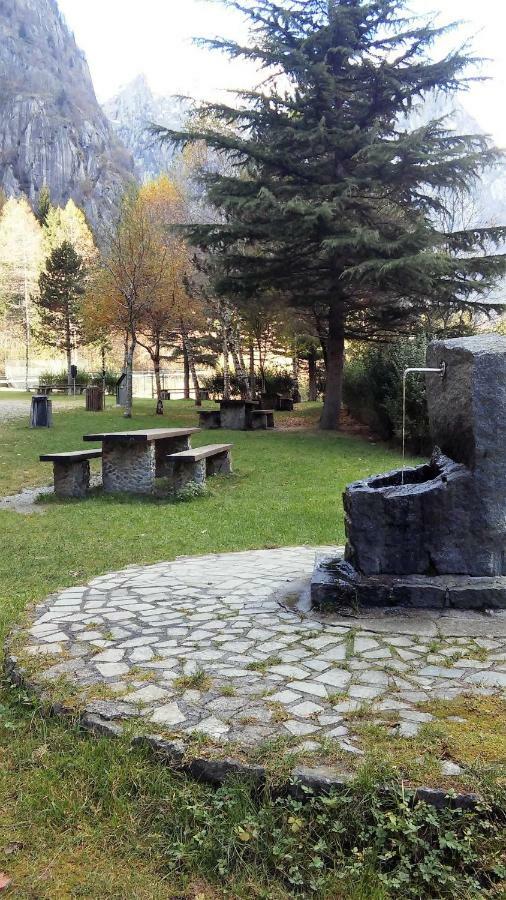 Hotel Ristorante Sasso Remenno Val Masino Dış mekan fotoğraf