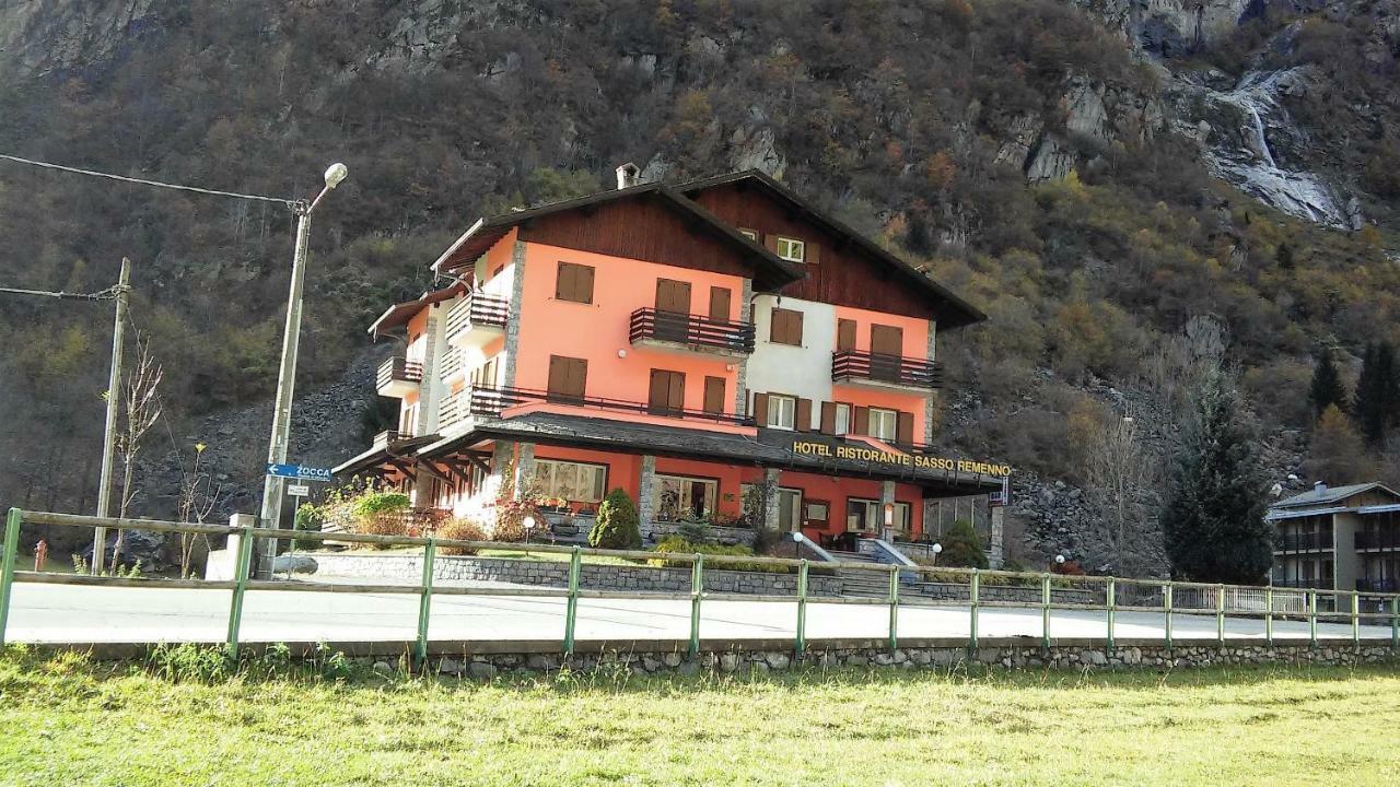 Hotel Ristorante Sasso Remenno Val Masino Dış mekan fotoğraf
